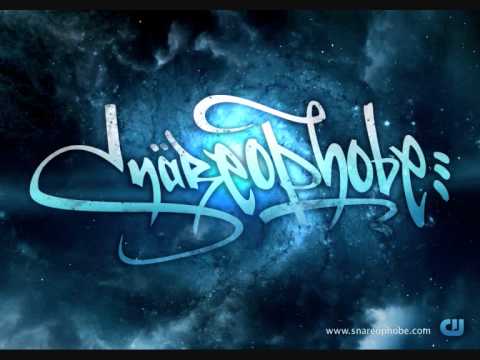 Freear & Ekaj 'Gizmo Stomp (Snareophobe Dubstep Remix)'