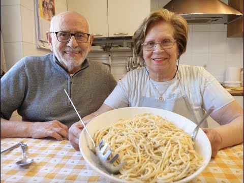 SPAGHETTI CACIO E PEPE - RICETTA DELLA NONNA MARIA