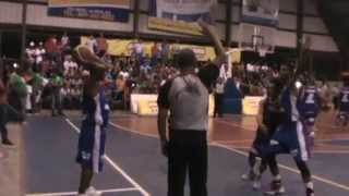 preview picture of video 'Carniceros ganan primer juego final basket Jima 2014 4-4'