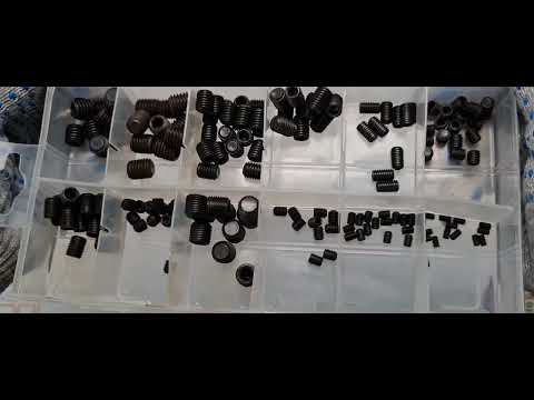 Винты под шестигранный ключ 3-10 мм YATO, набор 160 шт (YT-06777)