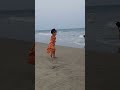Kadal Alai Pola Kaal Thottu Urasi