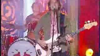 FICTION PLANE - Two Sisters (live)