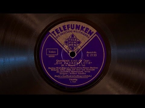 Die Zauberflöte Excerpts - Part 1 • (Victrola Credenza)