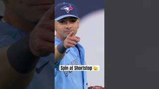 Gold Glove Giménez ???? #MLB #BlueJays #Toronto