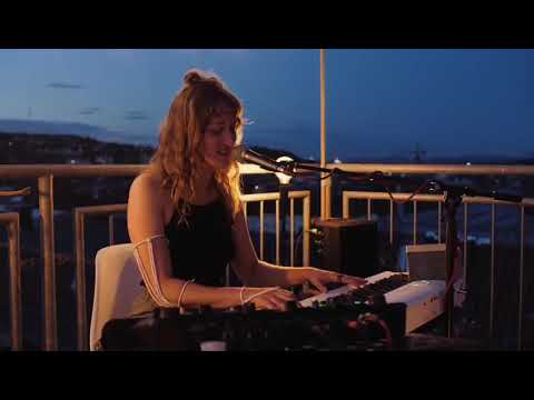 S T A R S [ind] E E D - Milana / sekundengefuehl (Stuttgart Rooftop Streams)