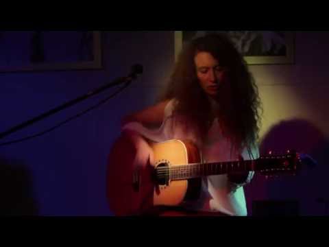 Magda Piskorczyk - Keep Your Lamp Trimmed and Burning [2016]