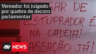 Câmara do Rio cassa mandato do vereador Gabriel Monteiro