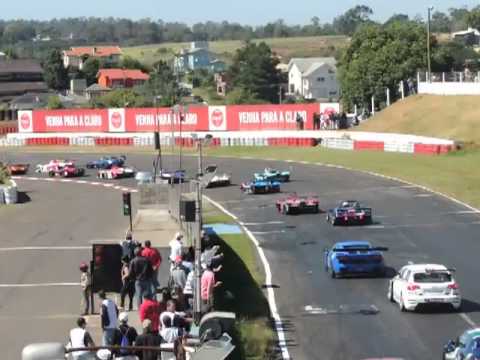 Largada das Três Horas de Tarumã - 04/2013