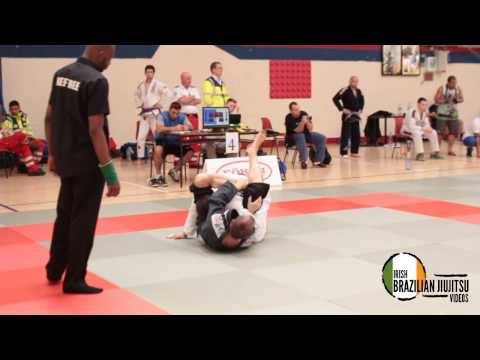 Ruairi O Bric [Pedro Bessa] vs Chris Leddy [ECJJ] - Purple Middle - Cork Open 2014