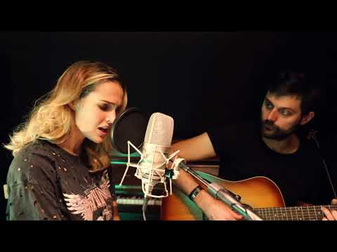 Camille Lou - Pour te retrouver (Session acoustique)