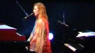 Tori Amos Riot Poof Live