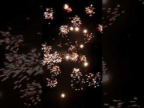 Weco Big Burst Rakete aus dem guten alten Fire Fantasy 🔥 #wecofeuerwerk #Rakete #pyroisnocrime