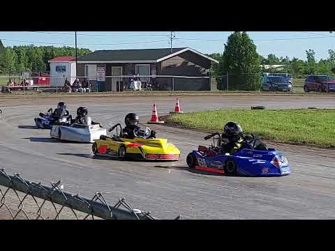 Can Am Speedway 5/18/22 Pro Clone Lites. *HEATS* Go Karts Haily Brownell 747