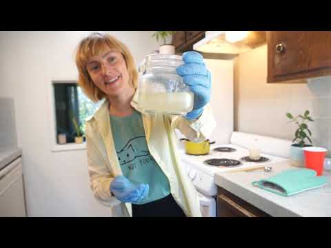 Making soap from olive oil and baking soda - at-home saponification with Nadia Korovina