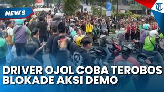 AKSI Driver Ojol Mencoba Terobos Blokade yang Mengadang Massa Aksi di Bundaran HI Jakarta
