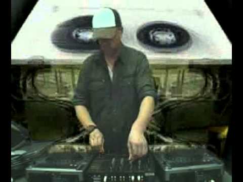 Charles Webster @ RTS.FM Studio - 11.04.2009: DJ Set (VJ Mix by ST25)