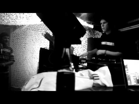 Monch Mc & Dj Busty @ Friendly Fire , Dröönläänd 12.11.11