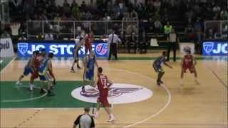 preview picture of video 'Matteo Malaventura (Novipiù Casale Monferrato - LegaBasket Serie A 11/12)'
