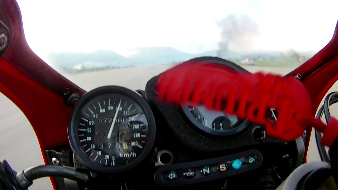 Honda CBR 900 RR acceleration