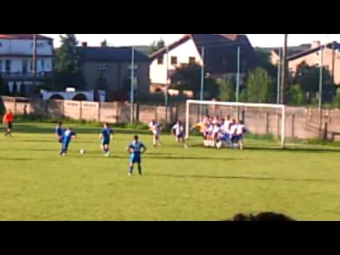 Lotnik Kościelec vs. Unia Kalety (2:2). Gol Marcina Kielana na 2:2.