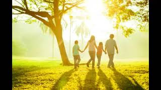 Happy Thanksgiving show featuring thanksgiving song Mary Chapin Carpenter