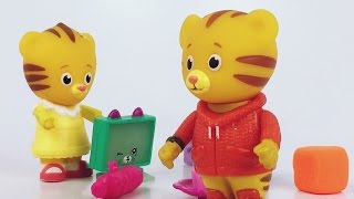 Daniel Tiger Vs Baby Sister | Daniel Tiger gets SAD |  Daniel Tiger Neighborhood Episodes !