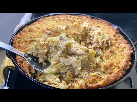 BEST SOUTHERN CORNBREAD CHICKEN AND DRESSING Recipe! How to make Chicken and Dressing| Soul Food