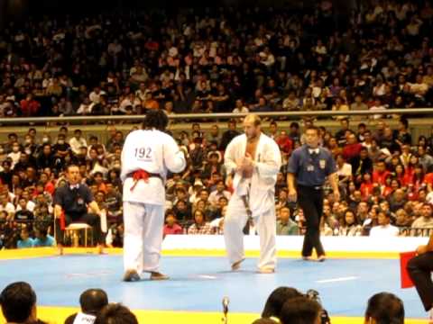 Ewerton Teixeira VS Dmitrii Lunev / The 10th World Open Karate Tournament