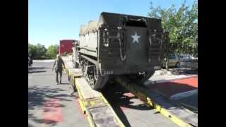 preview picture of video 'Déchargement d'un Half-Track M3 - Libération de Miramas 2012'