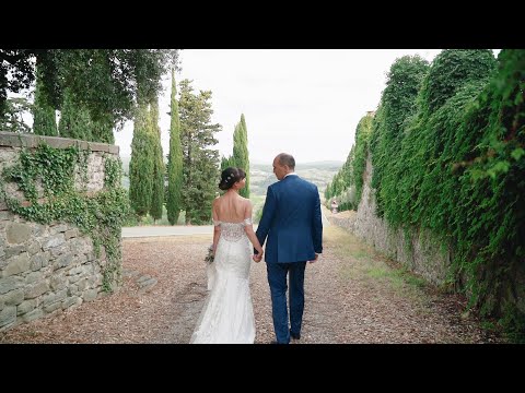 Emotional destination wedding in Tuscany in Radda in Chianti. Jeanette & Runar Wedding highlights