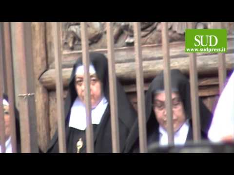 Sant'Agata 2013 - Salita di Sangiuliano e canto suore di clausura