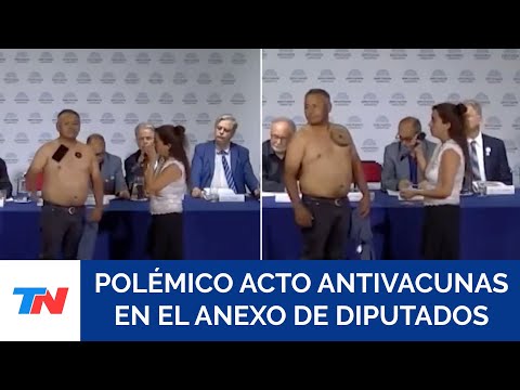 Unusual anti-vaccine act in Congress: he stuck magnets on himself to show the alleged adverse eff...