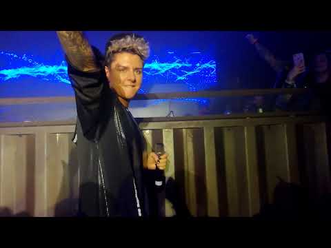 Christina Novelli Live