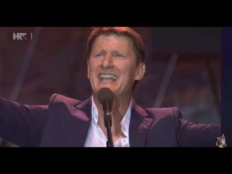 Tomislav Bralić & klapa Intrade - Zora bila (Arena Pula 2017)