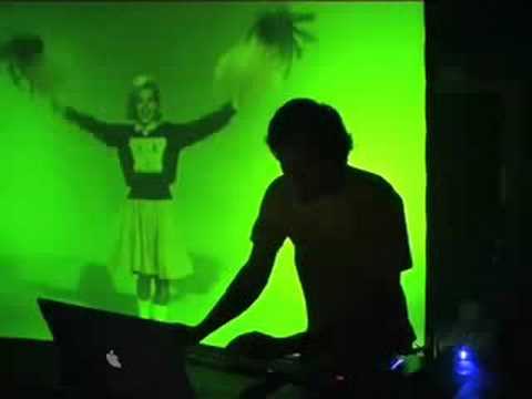 Julian Hruza live @ Berns Arkarden