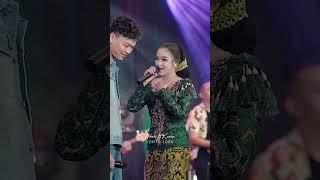 Download lagu Ada apa dengan dek Niken Salindry??????? #nikensalindri #kevinihza #ceritoloro #anekamusic #shorts mp3 Download lagu Ada apa dengan dek Niken Salindry??????? #nikensalindri #kevinihza #ceritoloro #anekamusic #shorts mp3