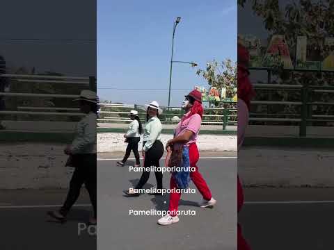 Mimo yen en el desfile de Balzar-Guayas-Ecuador