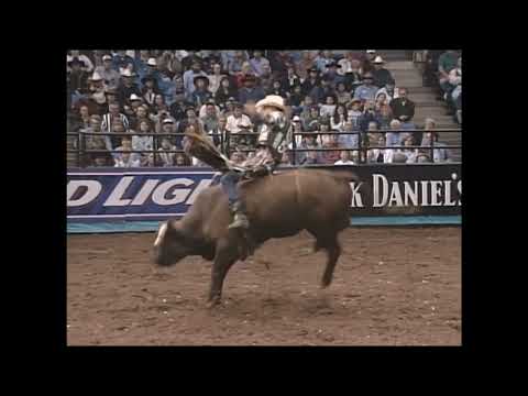 Bobby Capps vs Magnum - 00 PBR Uniondale (86.5 pts)