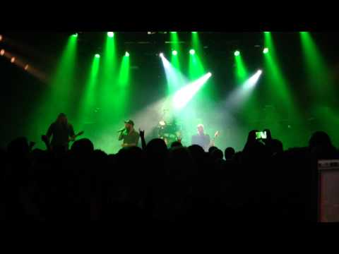 In Flames - Everything’s Gone - live at Les Docks, Lausanne - 04.10.2014