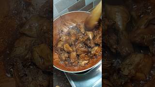 Download lagu Nagmamantikang Chicken Adobo #filipinocooks #cookingideas #food #filipinofoodstyle #recipe #cooking mp3