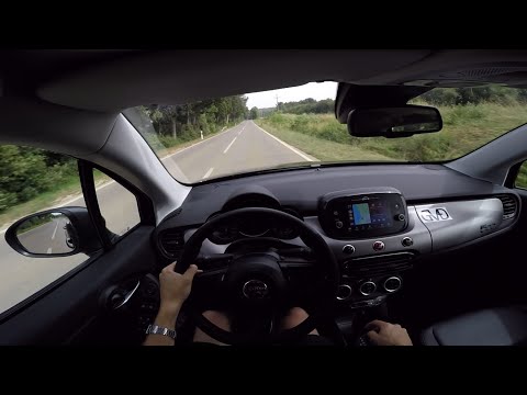 Ausfahrt im 2023 Fiat 500X 1.5 GSE HYBRID mit 130 PS - POV / Fahrerperspektive