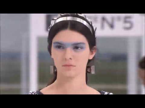 CHANEL spring summer 2016 ready-to-wear fashion show
