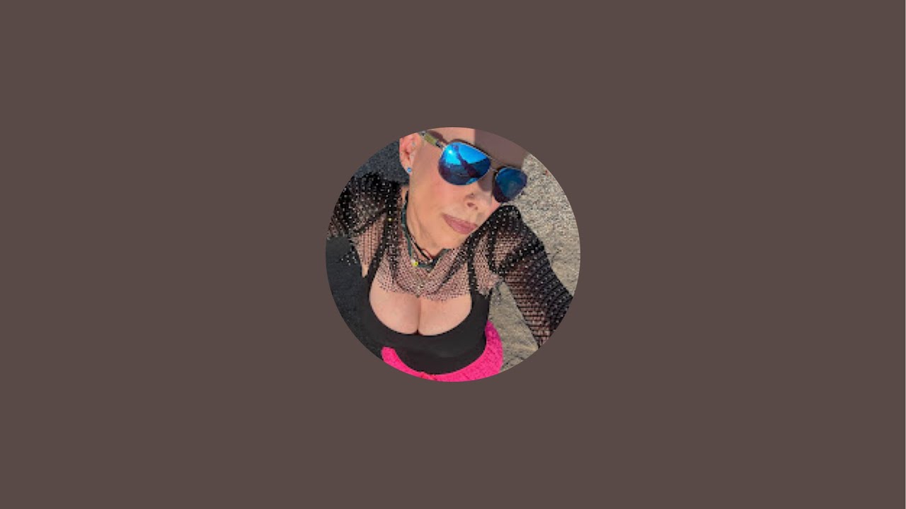 Sloan Bella is live!