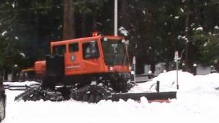 preview picture of video 'Butte County Sheriff Search & Rescue Snow Cat'