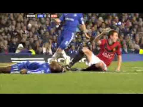 planchazo de evans a drogba