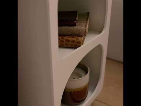 Video Richie - Table de chevet 3 niches en bois