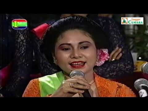 SINDEN IDOLA 90s. Sunyahni#3. "Caping Gunung". Funny, Funny. The audience cheers. Goro2 1995.