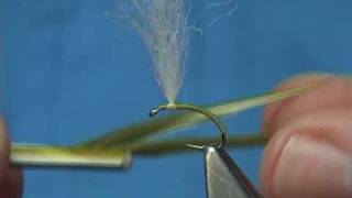 Tying Flies with Davie McPhail C D C Klinkhamer