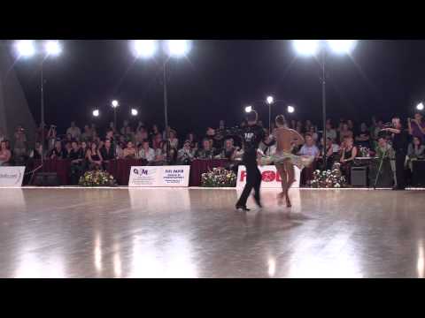 KISTELEK 2009 - IDSF INTERNATIONAL OPEN LATIN - FINALIST PRESENTATION P5