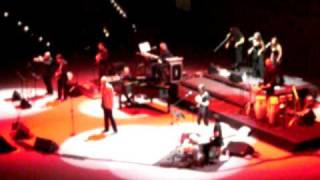 Mario Biondi A child runs free